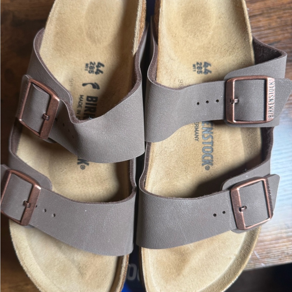 Birkenstock Men's Brown Sandals